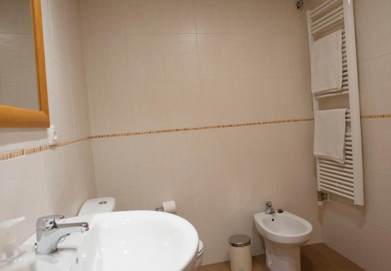 Apartament Bisaura De Ter Sant Quirze De Besora Kültér fotó