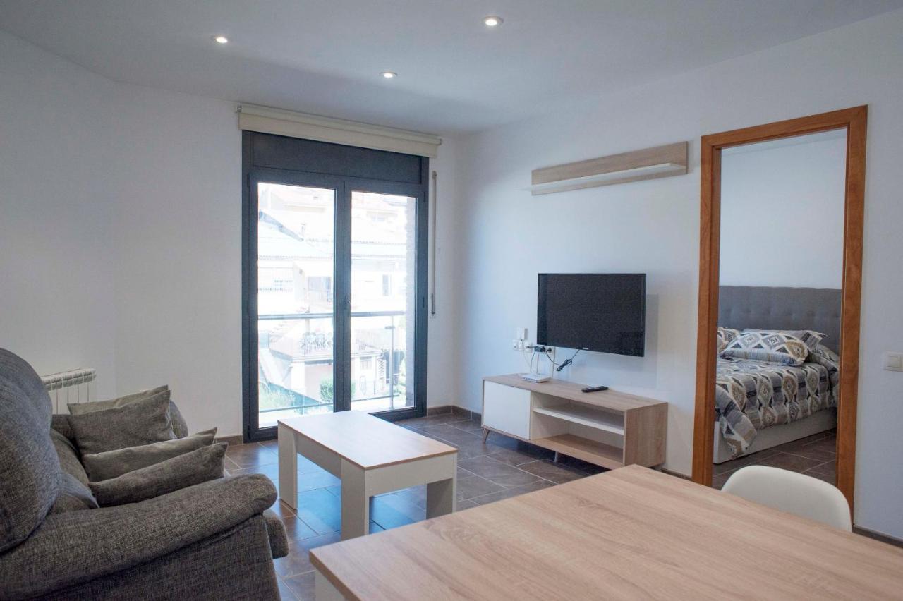 Apartament Bisaura De Ter Sant Quirze De Besora Kültér fotó