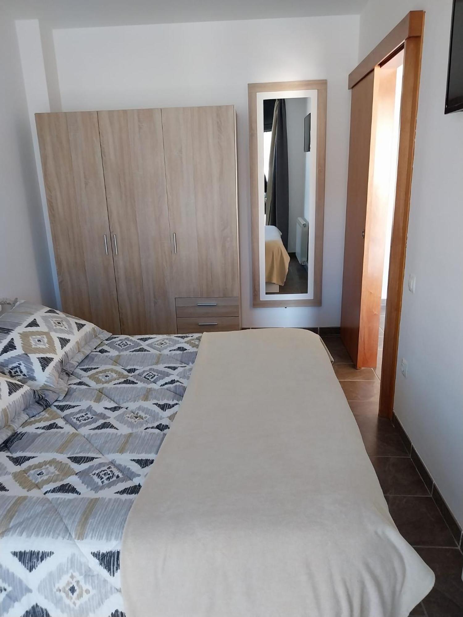 Apartament Bisaura De Ter Sant Quirze De Besora Kültér fotó